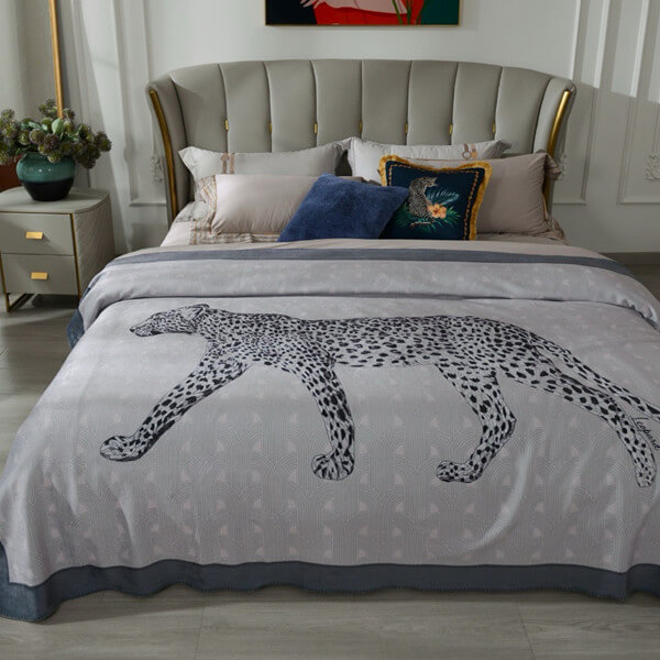 Exquisite Craftsmanship Blanket Soft Delicate Fox Fur Blankets
