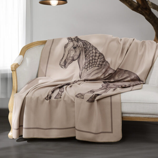 Elegant Blanket Cashmere Horse Priting Soft Blanket