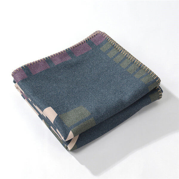 Woolen Cloth Blanket Durable Everyday Blanket